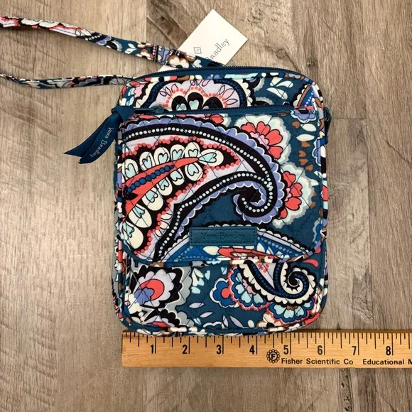 Vera Bradley Cotton Boho Mini Hipster Crossbody Bag The Haymarket Paisley NWT - Picture 4 of 9